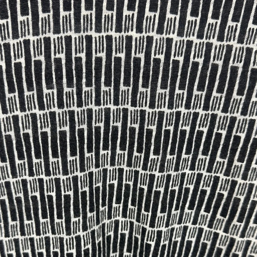 Nicole Miller 100% Linen Casual Black White Geometric Patterned 1X V-Neck Blouse - Picture 6 of 9